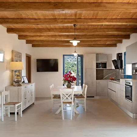Villa Nella Natura 20 Ettari Vista Mare * Rom